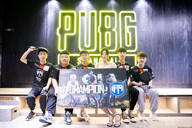 体育世乒赛：陈梦4-0横扫石川佳纯 国乒包揽女单四强