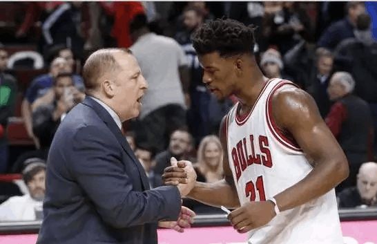 出现14次失误！阿特金森：今晚有季后赛的强度 失误是最致命毒药.