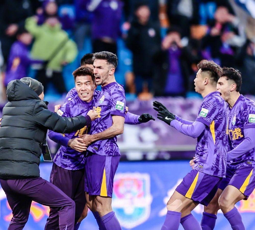 当火箭在首 当火箭在首