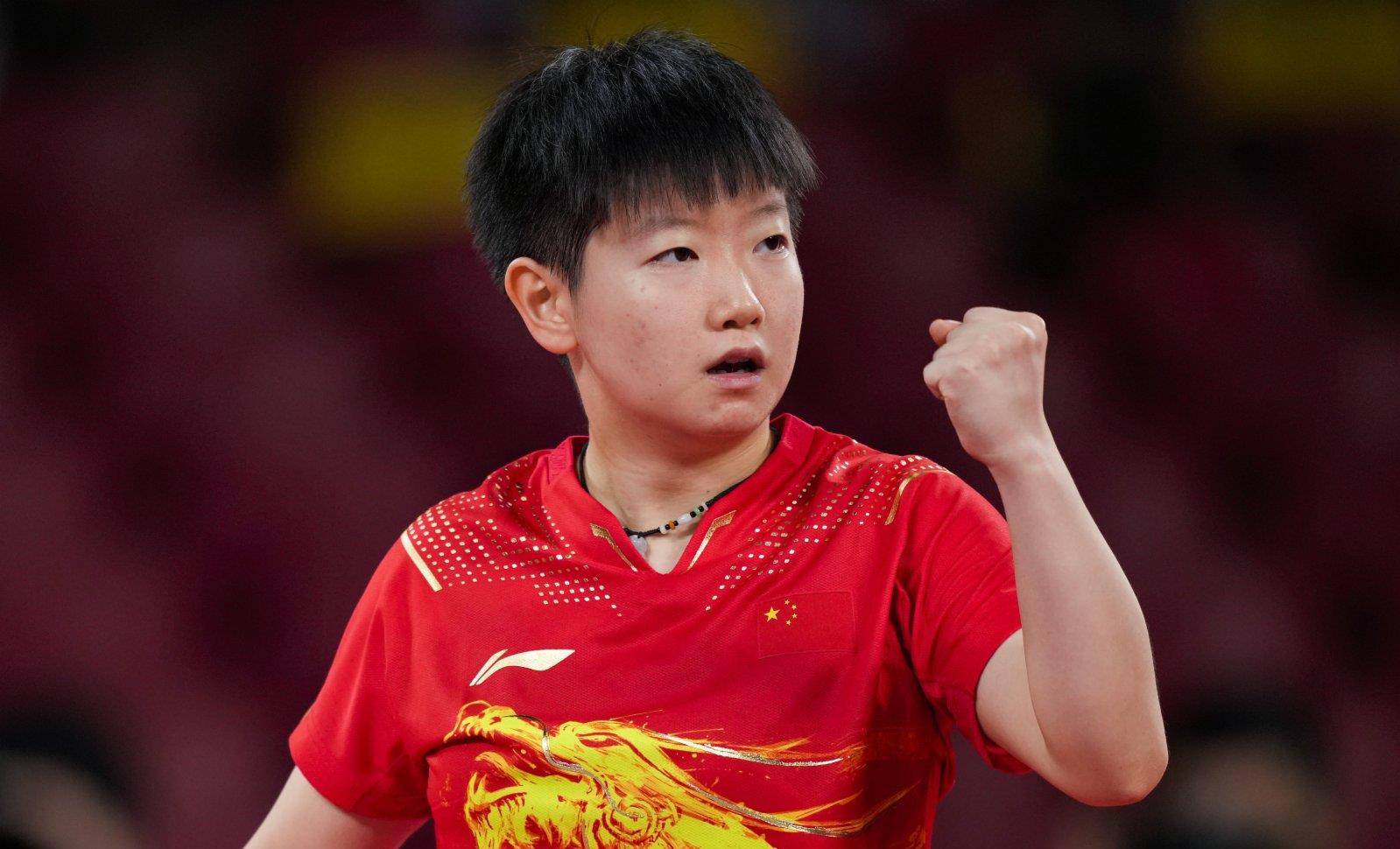 中展现了坚 中展现了坚