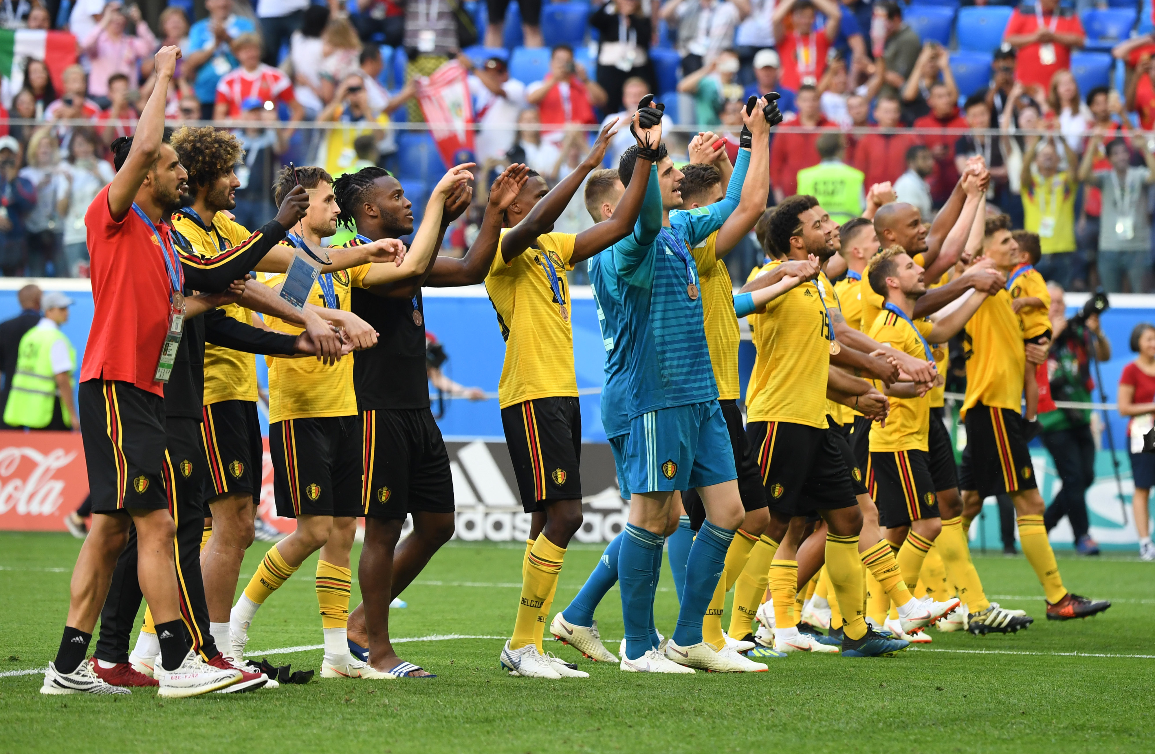 中路接应 中路接应