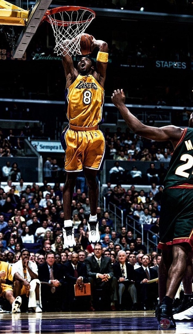 动全队轮转 动全队轮转